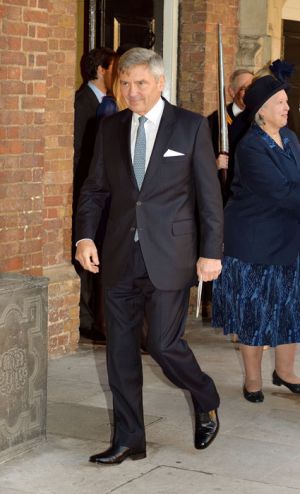 Grandfather Michael Middleton at Prince George of Cambridge ceremony.jpg